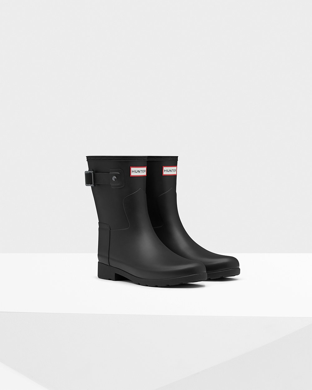 Hunter Refined Slim Fit Short Rain Boots - Clearance Womens Black - ZWSJVT624